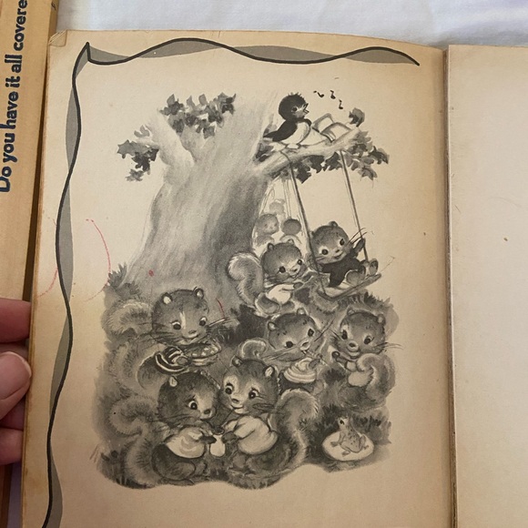 Danny Dog Children's Book with Green and Yellow Cover - Picture 9 of 9